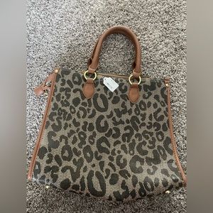 Leopard purse